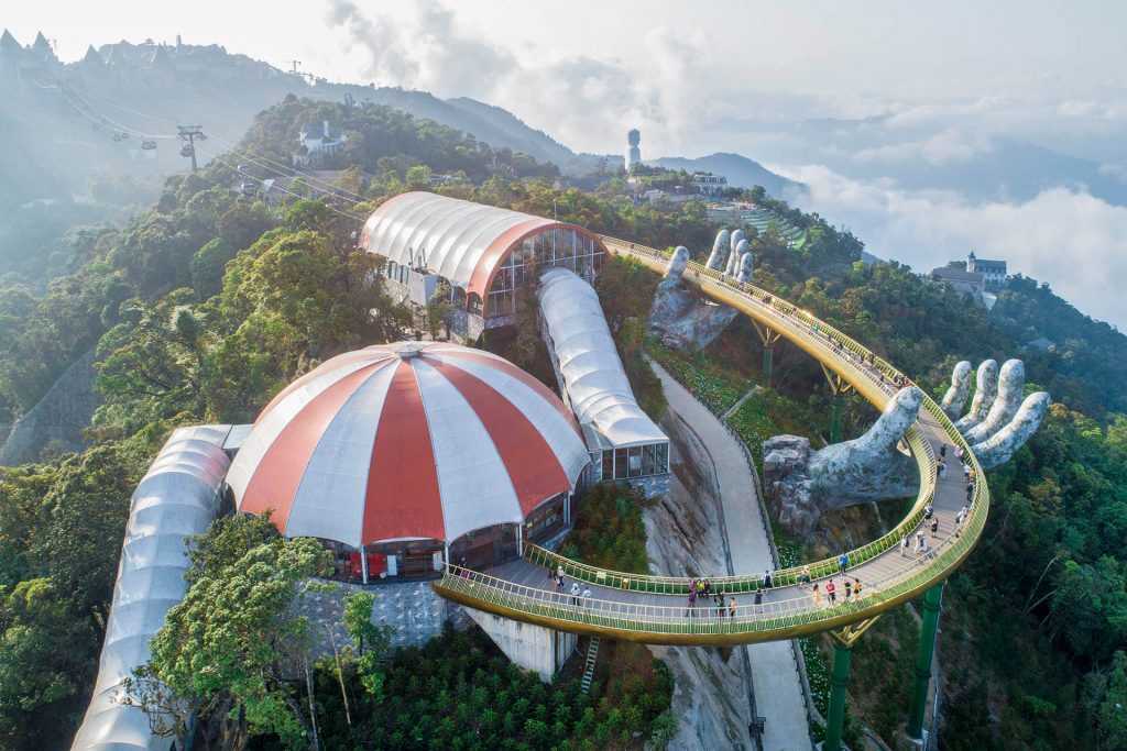 Bạn đã biết về Cầu vàng - Golden Bridge ở Đà Nẵng chưa? 2 cau vang thuong hieu moi cua du lich da nang 05 1024x683 1